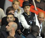 L'humoriste Booder aura probablement quelques traits d'humour envers les joueurs du PSG qui se sont imposés 1-0 face à Brest lors de la cinquième journée de Ligue 1 