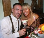 Franck Ribéry et sa femme Wahiba lors de l\'Oktoberfest à  Munich en 2008
