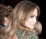 L'actrice et chanteuse Jennifer Lopez reste à 42 ans une des plus belles femmes du monde, possédant des atouts indéniables. Los Angeles, le 9 juillet 2011. 