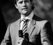Le prince Carl Philip de Suède dévoilant un buste de Folke Bernadotte, le 16 septembre 2011.
