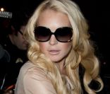 Lindsay Lohan lors du défilé de Kanye West au lycée Henri IV à Paris le 1er octobre 2011