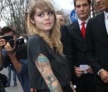 Coeur de Pirate au défilé Chanel à Paris le 4 octobre 2011