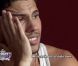Dans son jeu d'acteur, Kevin séduit (épisode Les Anges de la Télé-Réalité 3 du mardi 11 octobre 2011).