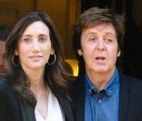 Paul McCartney et Nancy Shevell à Paris, le 3 octobre 2011. 