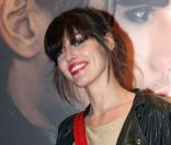 Jennifer Ayache arrive au Palais des Sports pour découvrir la comédie musicale Dracula, l'Amour plus fort que la Mort. 14 octobre 2011