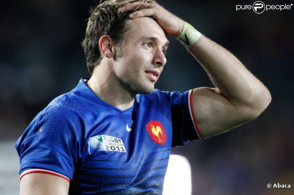Vincent Clerc, très ému après la victoire des Bleus en demi-finale de la Coupe du monde de rugby à l'Eden Park d'Auckland le 15 octobre 2011