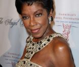 Natalie Cole lors de la soirée de gala Gabrielle Angel Foundation à New York le 17 octobre 2011