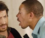 Edouard Baer et JoeyStarr dans Passe-passe de Tonie Marshall. 