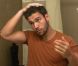Kevin se prépare dans les Anges de la télé-réalité 3, mercredi 19 octobre 2011 sur NRJ 12