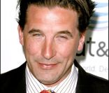 William Baldwin incarne le père de Serena Van der Woodsen (Blake Lively)