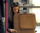 Alessandra Ambrosio a acheté une valise à Los Angeles le 25 octobre 2011