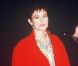 La veste rouge de Demi Moore, une  fashion mistake   impardonnable. Hollywood, 1990. 