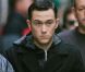 Joseph Gordon-Levitt sur le tournage de The Dark Knight Rises, dans la rue le 28 octobre 2011.