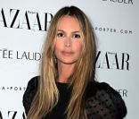 Elle Macpherson lors de la soirée Harper\'s Bazaar à Londres, le 7 novembre 2011