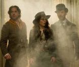 Robert downey Jr. Noomi Rapace et Jude Law dans Sherlock Holmes : Jeu d'ombres.