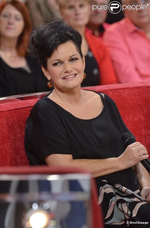 Maurane lors de l'enregistrement de l'émission Vivement Dimanche qui sera  diffusée le 13 novembre 2011. Invité spécial : Gérard Lenorman.