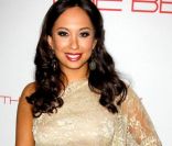 La danseuse Cheryl Burke lors d'une soirée organisée en faveur de la lutte contre le cancer. Los Angeles, 14 novembre 2011