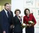 La reine Sonja de Norvège présentait le 9 novembre 2011 à Helsingborg son oeuvre de huit compositions graphiques 'Under Great Pressure', en présence de son mari le roi Harald, de leur fils le prince Haakon et de la reine Silvia de Suède.