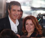 Julien Clerc et Isabelle Boulay sur le tournage de l\'émission Champs-Élysées, le 21 novembre 2011, à Paris