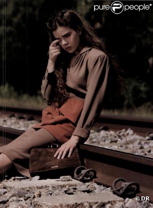 Heilee Steinfeld pour Miu Miu