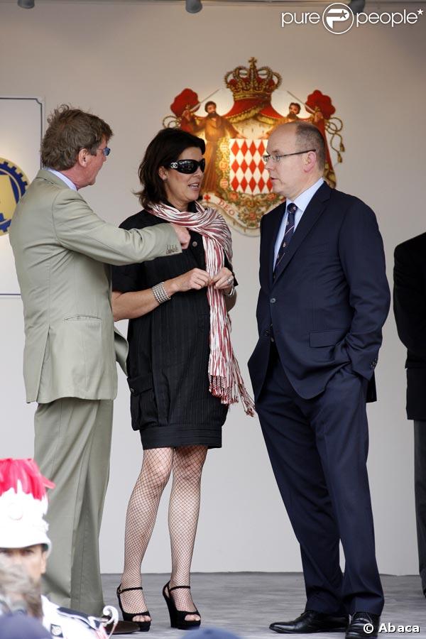 Le prince Albert de Monaco avec sa soeur Caroline et son mari