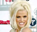 Anna Nicole Smith en juillet 2004 à Los Angeles