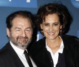 Inès de la Fressange et Denis Olivennes, complices, lors de la soirée Europe 1 fait Bobino, le 28 novembre 2011 à Bobino