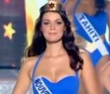Les 33 Miss lors du défilé en maillot de bain Wonder Woman, samedi 3 décembre 2011, à Brest