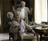 Guy Bedos, Pierre Richard, Claude Rich dans <em>Et si on vivait tous ensemble ?</em>, en salles le 18 janiver 2012.