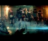 Britney Spears - <em>Till the world ends</em> - figure dans <em>Top of The pop 2011 (What de fuck)</em> un grand résumé des tubes de l\'année par Mash-up Germany, novembre 2011.