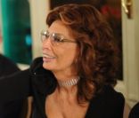 Sophia Loren lors du dîner organisé en hommage à Carlo Ponti, à Rome en Italie, le 12 décembre 2011