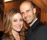 Sasha Alexander et son mari Edoardo Ponti lors du dîner organisé en hommage à Carlo Ponti, à Rome en Italie, le 12 décembre 2011