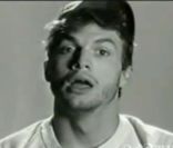 Ashton Kutcher et Britney Spears dans un épisode Punk'd en 2003