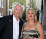 Richard Branson et sa femme Joan pour les fiançailles de leur fille Holly, à Londres, le 24 avirl 2011.