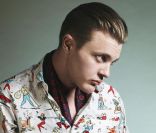 Michael Pitt : Le brillant acteur devient mannequin