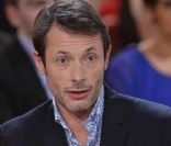 Jean-Xavier de Lestrade lors de l'émission Vivement Dimanche enregistrée le 4 janvier 2012 au Studio Gabriel à Paris
