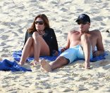 Cindy Crawford sait comment savourer la vie ! Elle a passé le 31 décembre 2011 sur une plage du Mexique et en famille. 