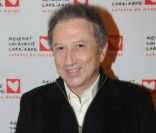 Michel Drucker lors du gala mécénat chirurgie cardiaque au grand Hôtel à Paris, le 9 janvier 2012