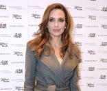 Angelina Jolie, lors de la présentation de son premier film, Au pays du sang et du miel, à Washington, le 10 janvier 2012.