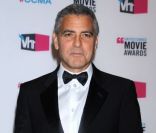 George Clooney primé pour The descendants, au Critics\' Choice Awards, à Los Angeles le 12 janvier 2012.