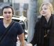 Chloë Moretz et un ami se promènent dans les rues de West Hollywood le 8 janvier 2012