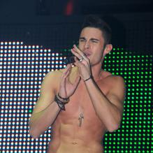Baptiste Giabiconi en concert au Metropolis à Rungis le 14 janvier 2012