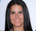 Angie Harmon à l'inauguration de la nouvelle boutique Chanel à Beverly Hills, le 29/05/08