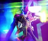 Image du clip de  Rock the Boat , de Bob Sinclar. 
 Bob Sinclar dévoilera son nouvel album,  Disco Crash , le 30 janvier 2012, annoncé quelques jours plus tôt par le clip de  Rock the Boat , une collaboration survitaminée avec Pitbull, Dragonfly et Fatman Scoop. 