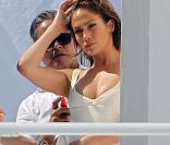 Jennifer Lopez sur un shooting à Miami, elle est somptueusement belle ! 