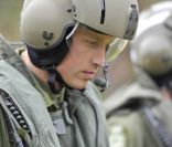 Début février 2012, le prince William (photo : en mars 2011 lors d\'un exercice) a été déployé dans les îles Malouines, à la base de Mount Pleasant. Une venue un peu trop médiatique, qui ravive les tensions entre Argentine et Angleterre...