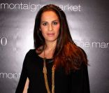 Elisa Tovati au lancement du sac Vavavoom de Valentino, vendu en édition limitée et en exclusivité au magasin Montaigne Market à Paris, le 25 janvier 2012