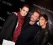 Laeticia et Jonny Hallyday, aux côtés d'Hoda Roche, au lancement du sac Vavavoom de Valentino, vendu en édition limitée et en exclusivité au magasin Montaigne Market à Paris, le 25 janvier 2012