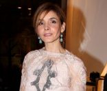 Clotilde Courau au lancement du sac Vavavoom de Valentino, vendu en édition limitée et en exclusivité au magasin Montaigne Market à Paris, le 25 janvier 2012
