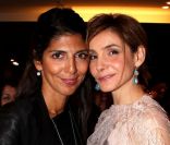 Hoda Roche et Clotilde Courau au lancement du sac Vavavoom de Valentino, vendu en édition limitée et  en  exclusivité au magasin Montaigne Market à Paris, le 25 janvier 2012